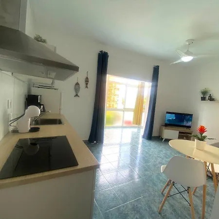 Playa Americas Apartment *